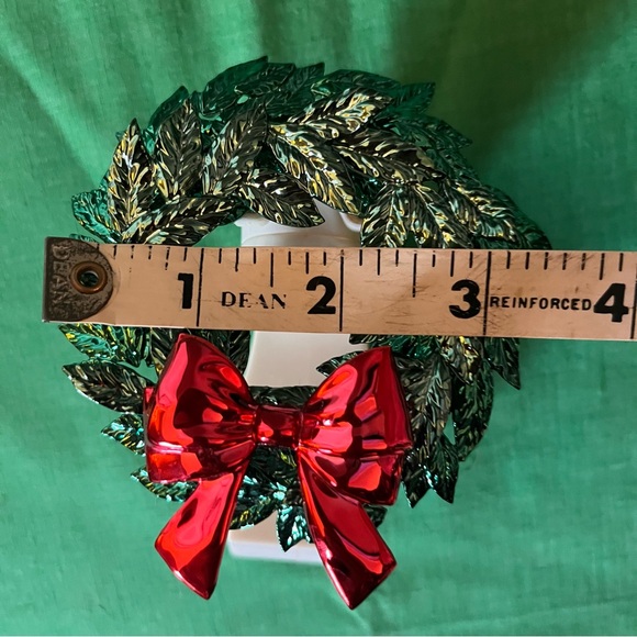 Bath & Body Works Wallflower Christmas Wreath Holiday Decor - Picture 9 of 11